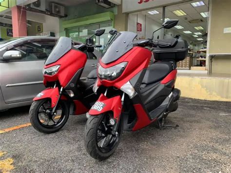 Side by Side Comparison of V1 and V2 Yamaha NMax - Detailed Pictures - Topics - SingaporeBikes.com