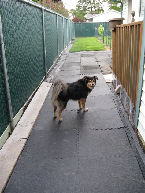 Interlocking Portable Horse Stall Mats 3/4 Inch x 2x2 Ft.