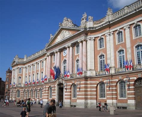 File:Toulouse le Capitole.jpg - Wikimedia Commons