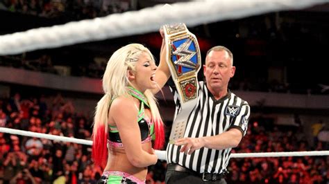 Beautiful Women of Wrestling: Alexa Bliss - Smackdown Women's Champion