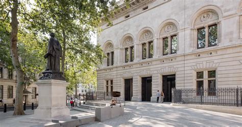 National Portrait Gallery (London) - Visitor Information & Reviews