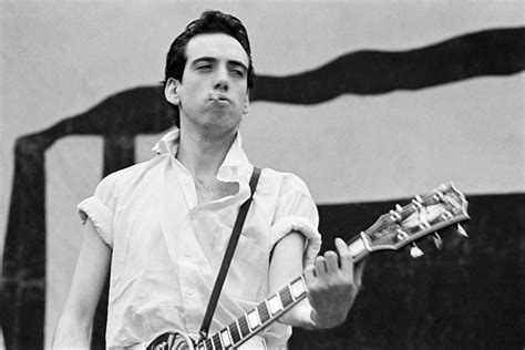 Mick Jones • The Clash | The clash, Mick jones, Joe strummer