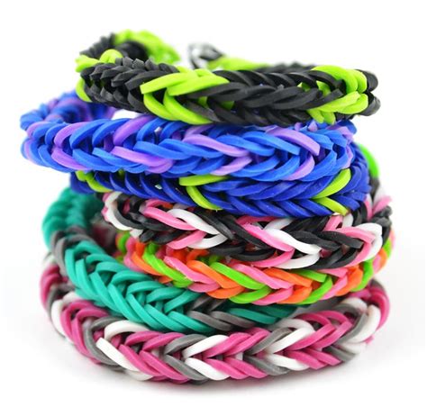 Pin by Vanessa Yowell on KIDS CRAFTS | Loom bands, Loom band bracelets, Rainbow loom fishtail