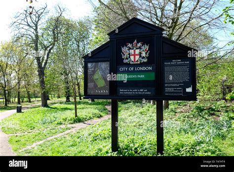 Queen's Park, London Stock Photo - Alamy