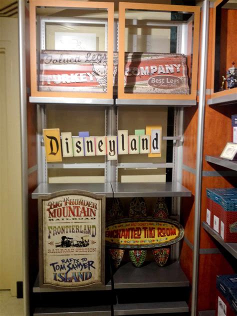 Disney Parks Merchandise Update! - ZANNALAND!