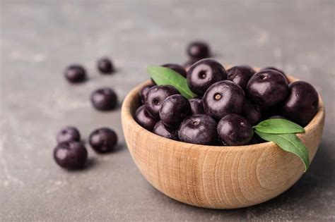 10 Acai Berry Benefits - alive magazine