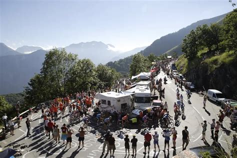 Alpe d’Huez, spectators | Cycling Passion