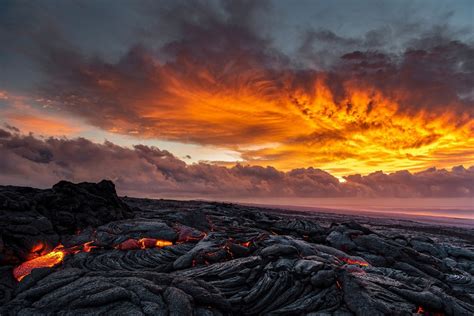 Hawai’i Volcanoes National Park | Hawaii Volcano Tours