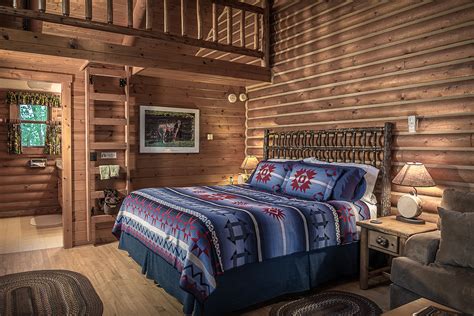 Guest Ranch Accommodations - The Hideout Cabins