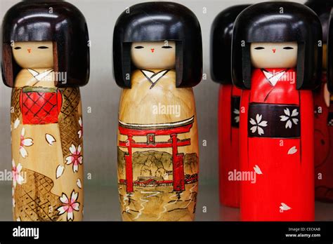 Traditional Japanese Kokeshi dolls Stock Photo - Alamy