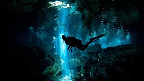 BBC - Travel - Mexico’s underwater cathedrals