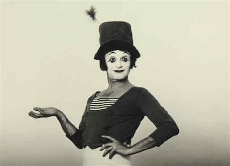 A History of Mime, the most oh so French of art forms