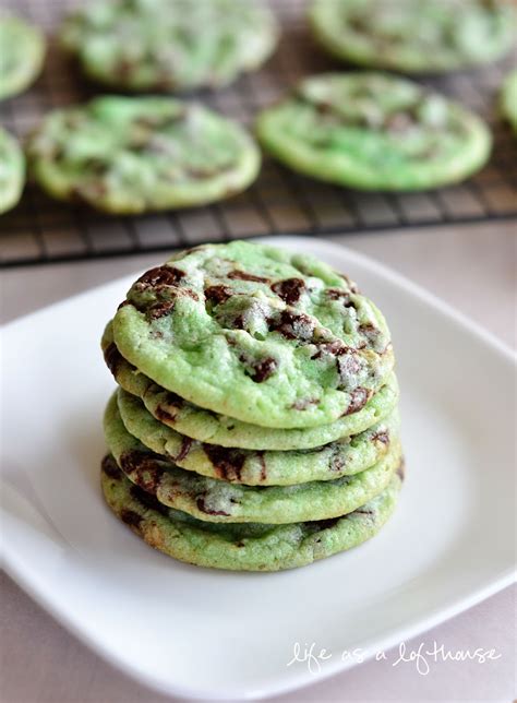 Mint Chocolate Chip Cookies