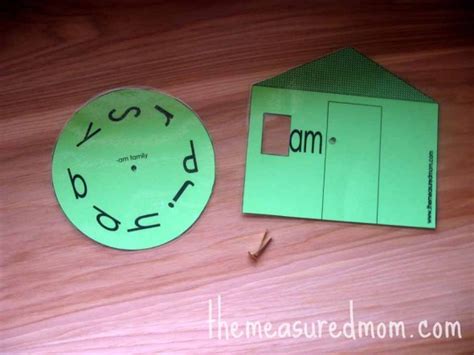 Printable word family houses: Short A - The Measured Mom