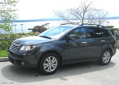 Subaru Tribeca 2009 model SUV pictures and details