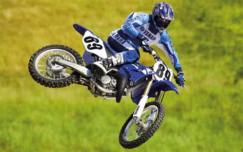 Yamaha Motocross Bike Wallpapers | HD Wallpapers | ID #263