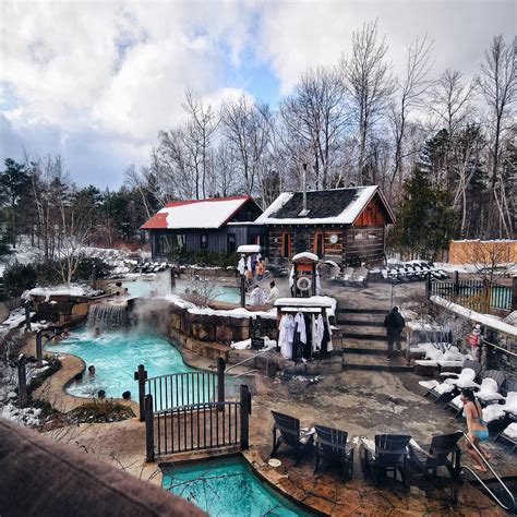 10 Winter Wonderland Getaways in Ontario