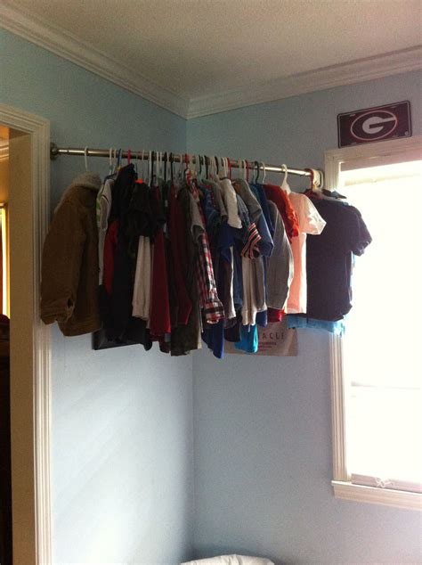 20+ Ideas To Hang Clothes Without A Closet – The Urban Decor