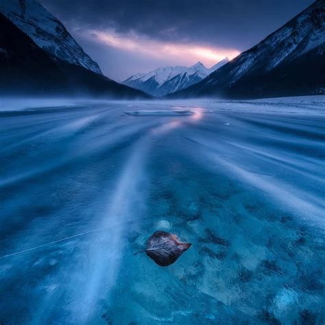 Frozen lake | Nature scenes, Beautiful photography nature, Cool landscapes