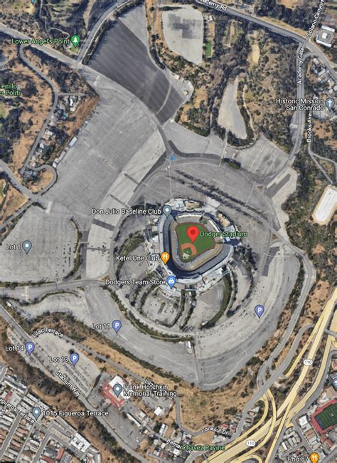 Dodger Stadium Parking Tips Guide in Los Angeles for 2024