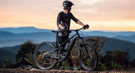 Electric Mountain Bikes eMTB | Giant, Liv | Dual Suspension | Class 1 e Mountain Bikes - Martins ...