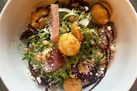 15 Best Restaurants in Hamburg, NY for 2024 (Top Eats!)