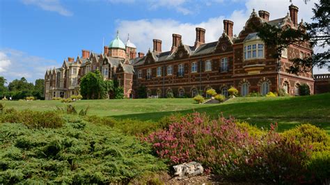 Take a look around King Charles' private garden at the Sandringham ...