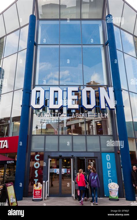 Family entering a branch of the Odeon Cinema chain, Maidenhead, Berkshire, England, GB, UK Stock ...