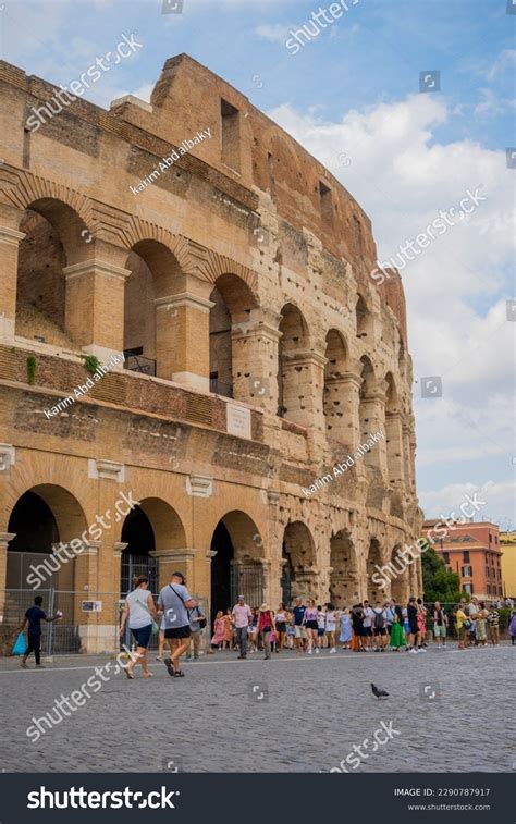 Rome Italy Colosseum Coliseum 28 August Stock Photo 2290787917 ...