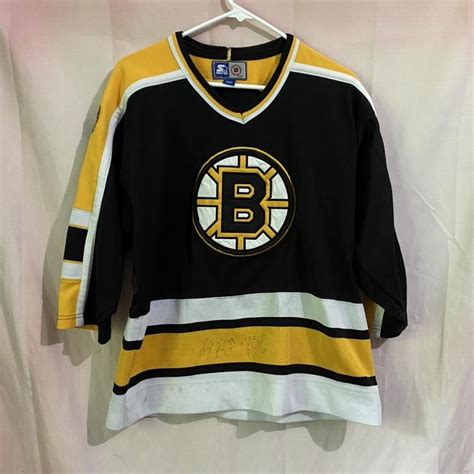 90s Starter Boston Bruins Jersey Signed? Size Youth... - Depop