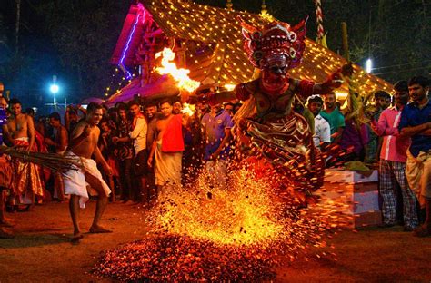 5 Festivals In Kerala – Twinkle Post