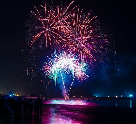 Multi-colored Fireworks during Nighttime · Free Stock Photo