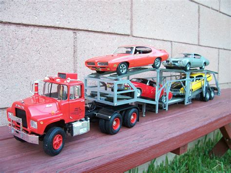 Mack truck with auto transport trailer | Model truck kits, Plastic ...