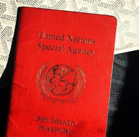 Fake United Nations Diplomatic Passport • Passport-collector.com