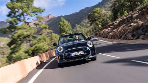 MINI Electric Convertible | Windswept Electric Joy | MINI UK