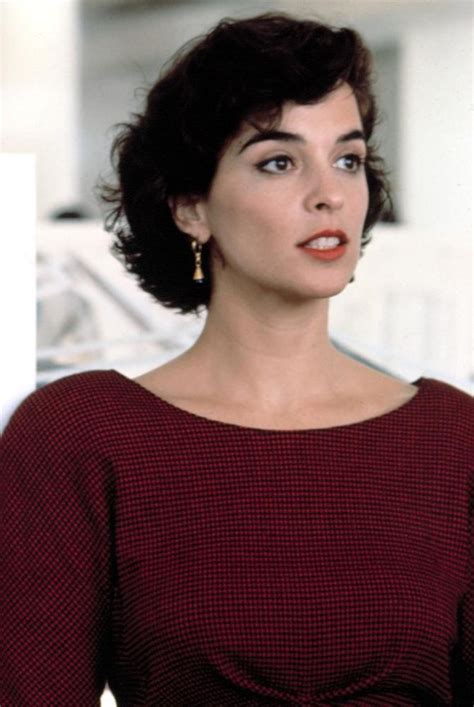 Annabella Sciorra Young