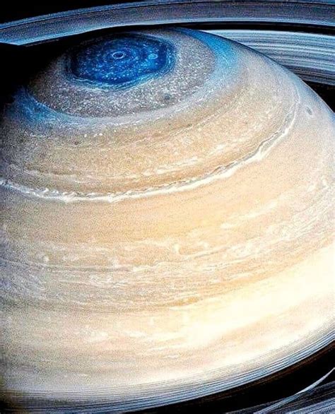 Saturn's hexagon... : r/spaceporn