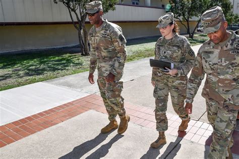 Combined Arms Center commanding general visits MEDCoE | Article | The United States Army