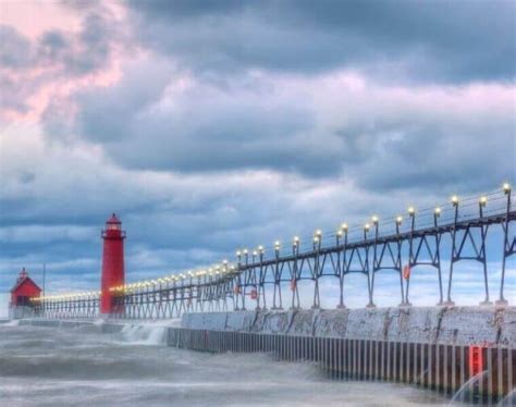 Fabulous and Frozen Michigan Lighthouses (Winter Fun) - My Michigan ...