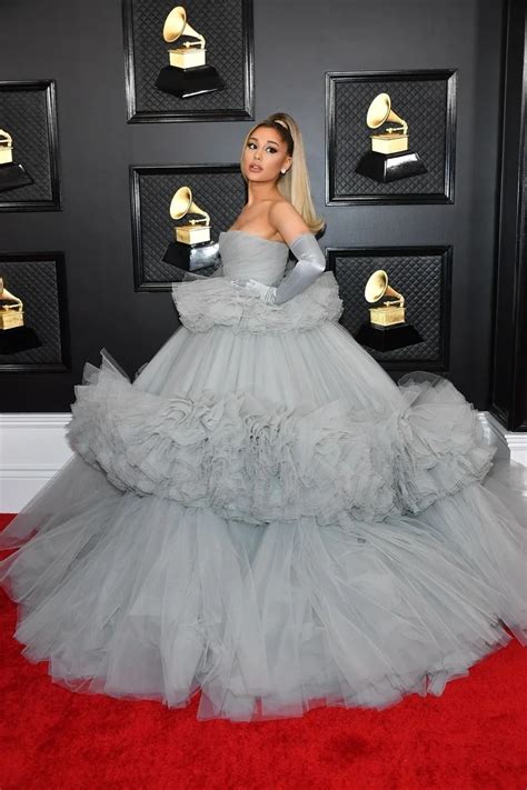 Grammy Awards 2020: Fashion—Live From the Red Carpet | Ariana grande ...