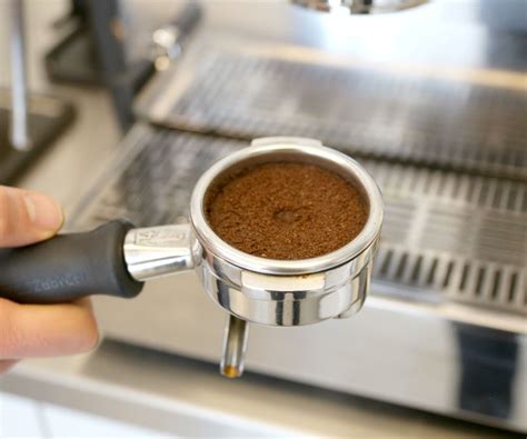 How to Pack an Espresso Shot : 5 Steps (with Pictures) - Instructables