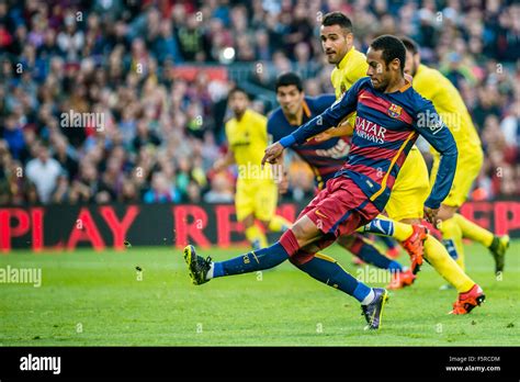 November 08th, 2015. Barcelona, Spain: FC Barcelona's forward NEYMAR JR ...