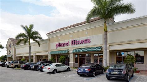 Gym in Miami (West Kendall), FL | 15725 SW 72nd St | Planet Fitness