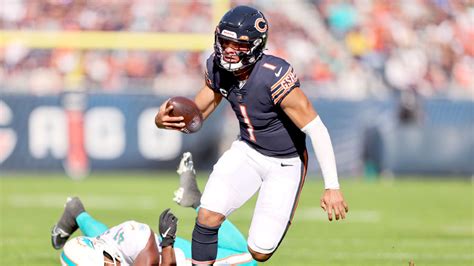 Bears' Justin Fields scores career-long 61-yard rushing TD - ABC7 Chicago