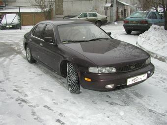 1993 Infiniti J30 specs