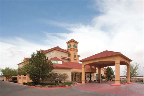 66 Best VERIFIED Pet Friendly Hotels in Albuquerque with Weight Limits ...