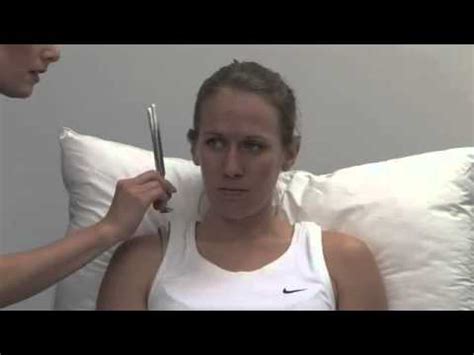 Macleod's Examination of the vestibulocochlear nerve (VIII) - YouTube