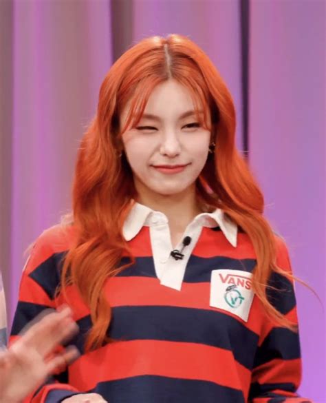 itzy pics on Twitter | Itzy, Kpop girls, Red hair