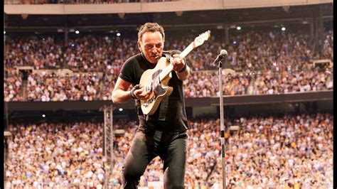 Bruce Springsteen announces 2023 tour with E Street Band