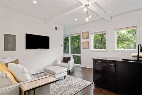 Studio 9Forty, Atlanta | Reviews & Apartments for Rent